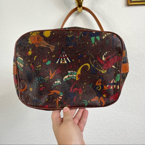 Piero Guidi Magic Circus 'Sophia' Leather Bucket Drawstring Bag - Picture 6 of 11